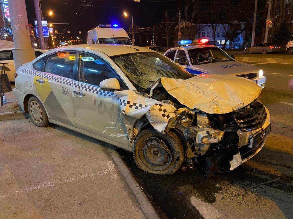 Попал в дтп в яндекс такси