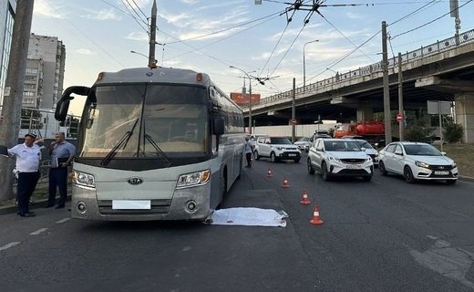 Смертельное ДТП с участием рейсового автобуса произошло в Краснодаре днём 16 июля