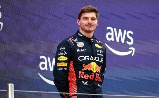 Выступающий за команду Red Bull Racing Макс Ферстаппен стал самым высокооплачиваемым пилотом "Формулы 1"