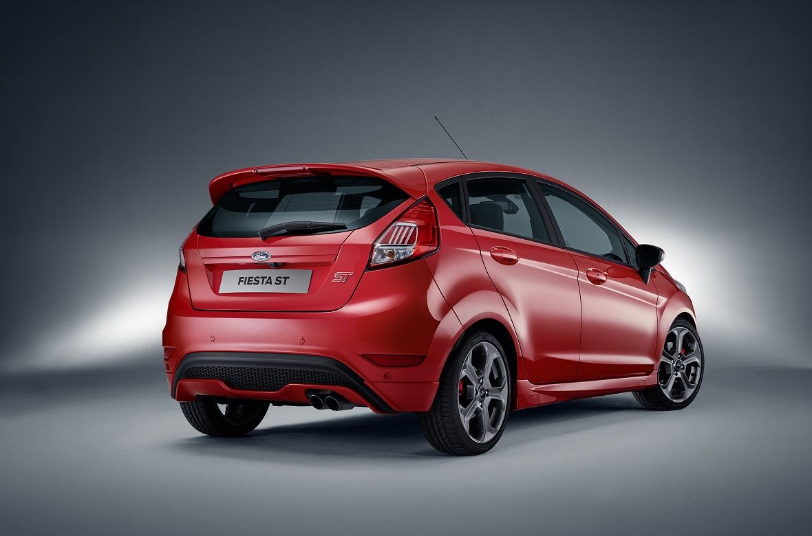 Ford Fiesta St пятидверный