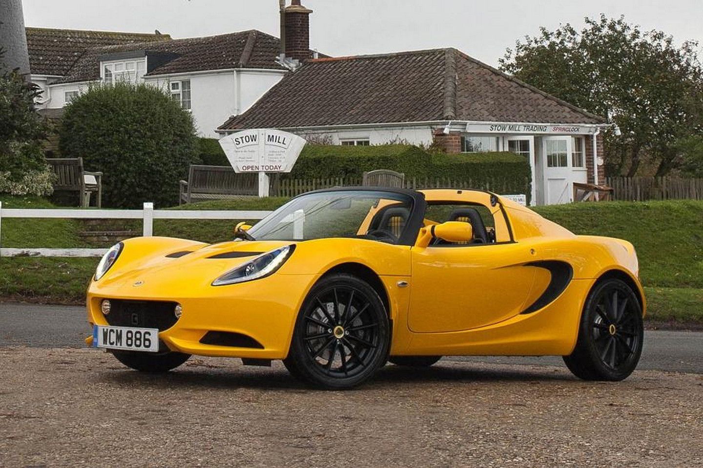 Lotus Elise Sport 220