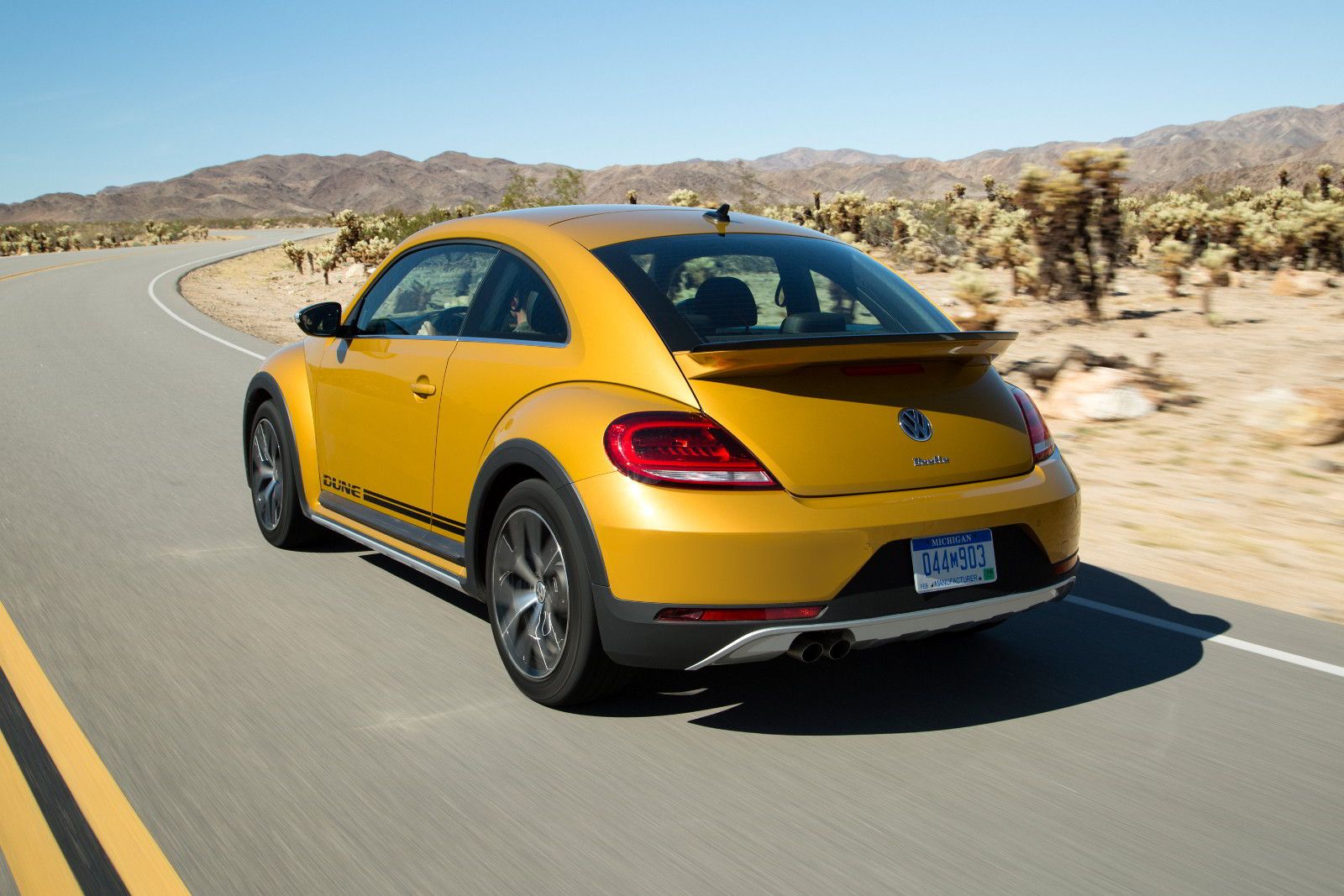 VW Beetle 2016