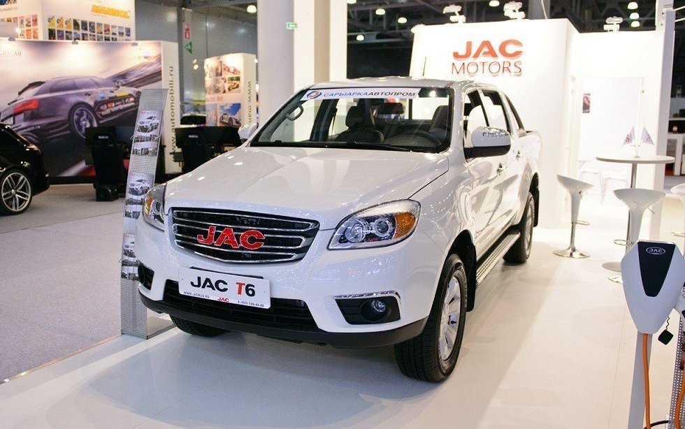 Jac motors. Китайский внедорожник JAC t200. Китайский автопроизводитель JAC Motors. JAC 5c автомобиль китайский. Автомобиоьная компания GAC.